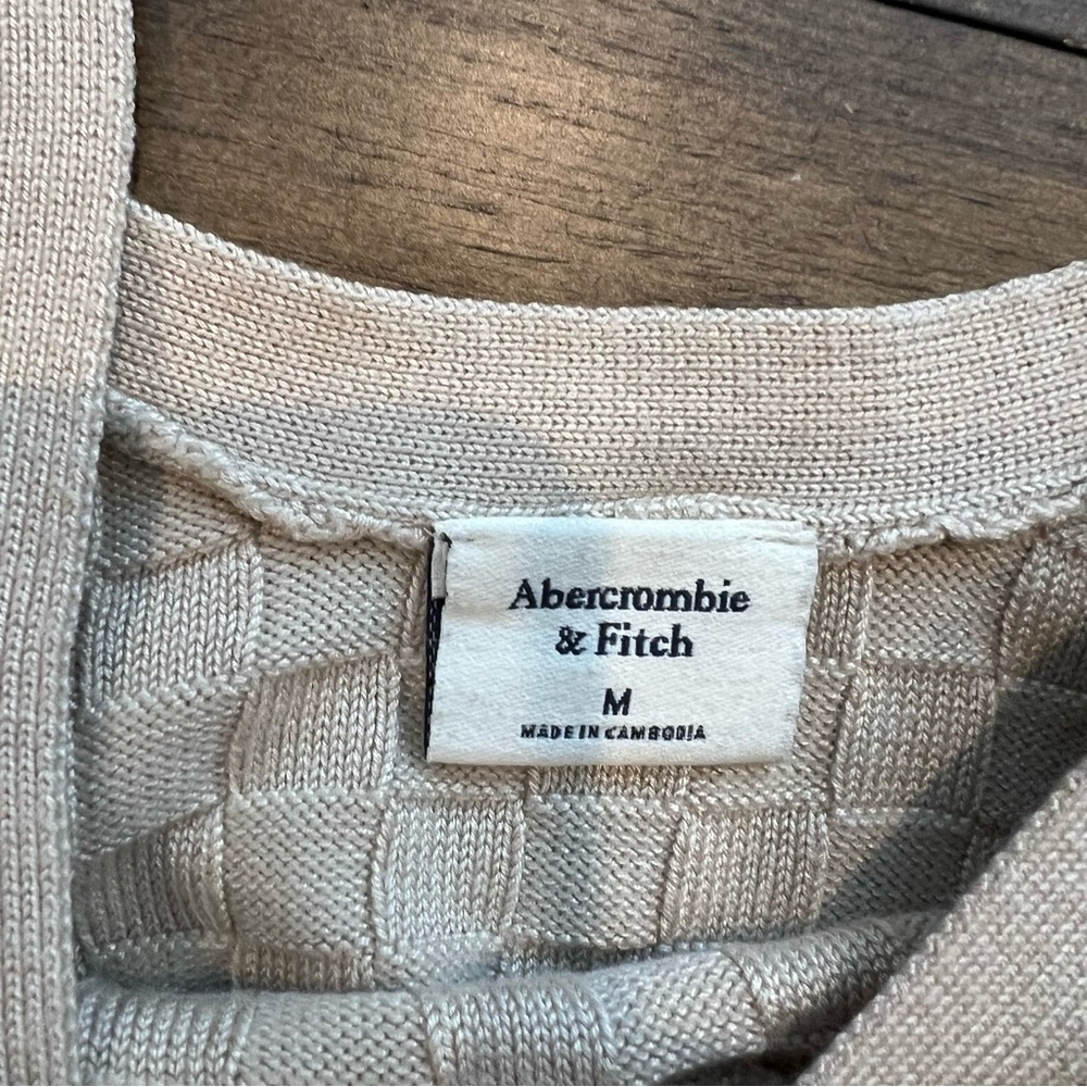 Abercrombie & Fitch Beige Checkered Tank Top - Picture 2 of 4
